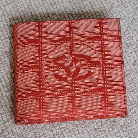 Chanel RARE Travel Line Wallet